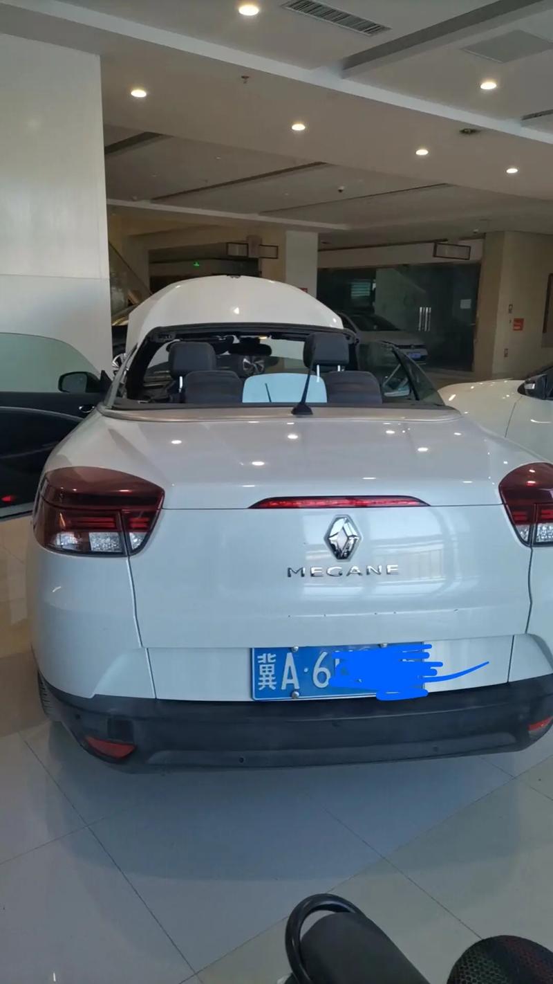 梅甘娜cc敞篷 梅甘娜06款