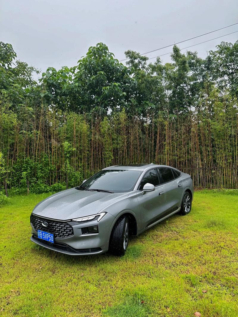 蒙迪欧颜色大全图片 蒙迪欧25款最漂亮的颜色