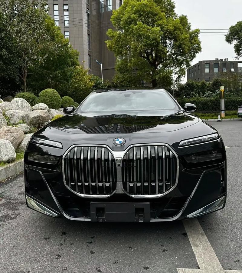 最新款宝马740li价格图片 宝马740l价格2020款报价