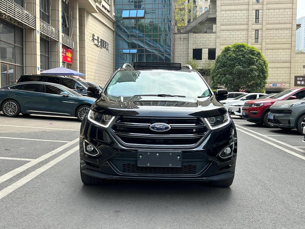 【福特七座价格和图片,福特suv7座报价及图片大全】