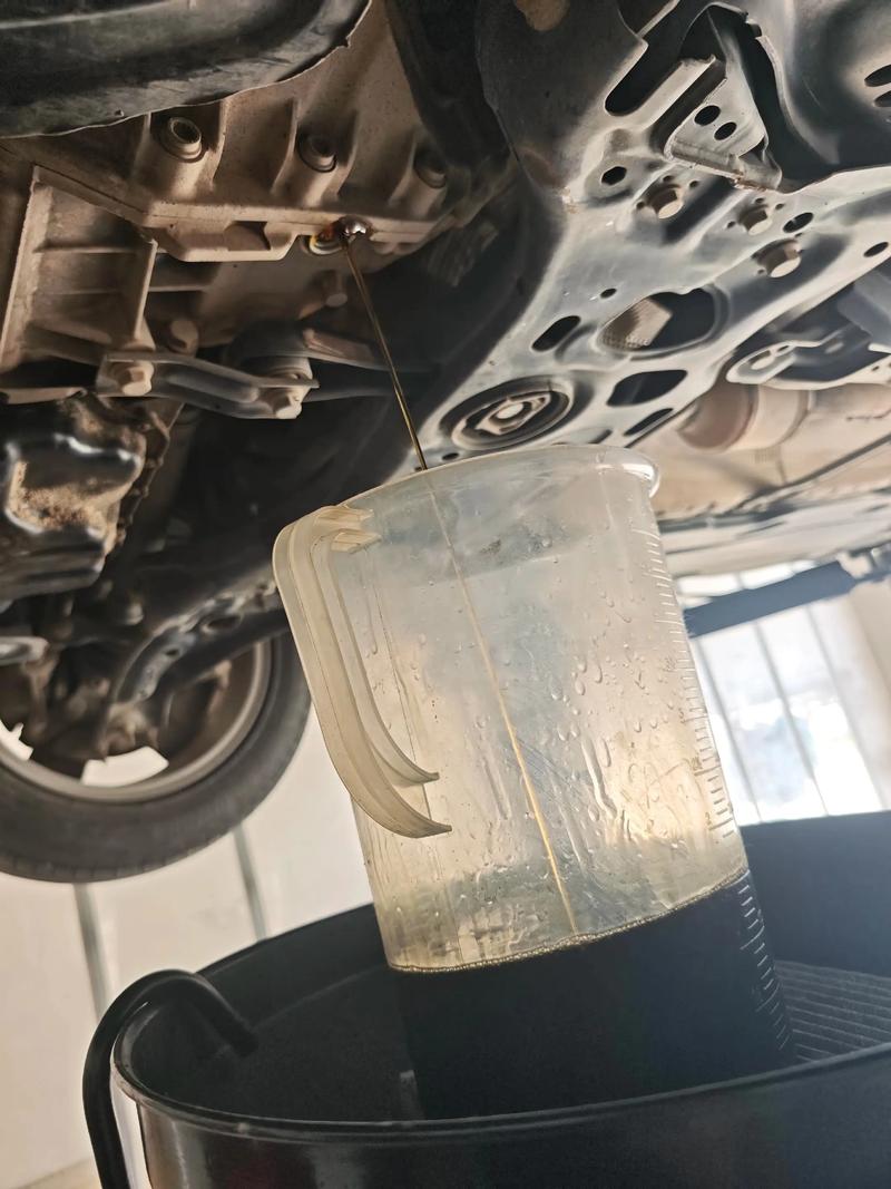 变速箱超过10万公里谨慎换油／变速箱油10几万公里还能换吗