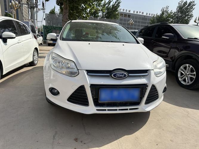 【福特福克斯2013款自动挡,福特福克斯2013款自动挡油耗多少】