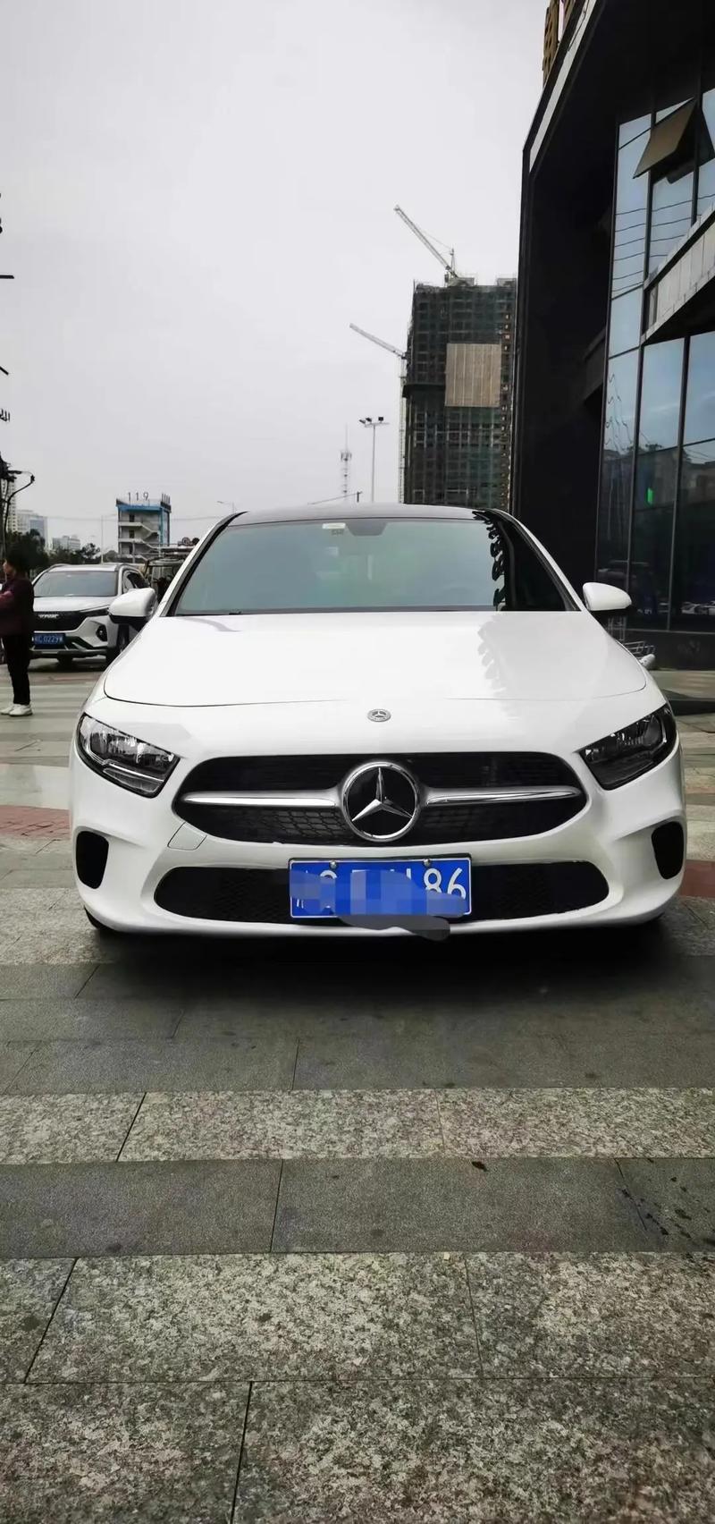 【奔驰a180l参数配置,奔驰A180L参数配置】