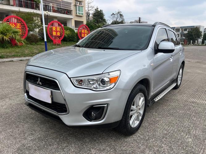 三菱suv二手车价格 三菱二手车价格及图片大全